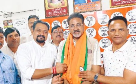 यूके चौधरी को जिला अध्यक्ष बनने पर मोहन लाल गिहारा ने स्वागत किया -- चंदेल