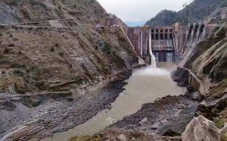 “सिंधु समझौते के तहत पाकिस्तान में चिनाब का पानी 92% घटा” — भारत की कार्रवाई से पानी का प्रवाह और कृषि संकट गहरा गया।