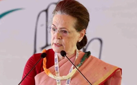 सोनिया बोलीं-ईरान पुराना दोस्त, भारत की चुप्पी परेशान कर रही