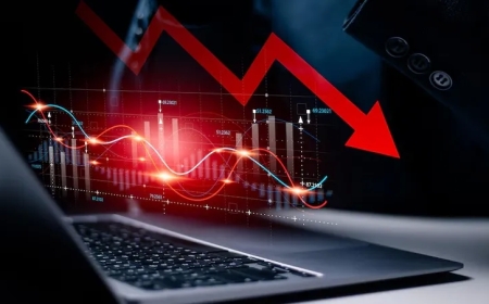 “सेंसेक्स 1,000 अंक चढ़कर 83,755 पर बंद; बैंक निफ्टी और वित्तीय शेयरों में तेज़ी”