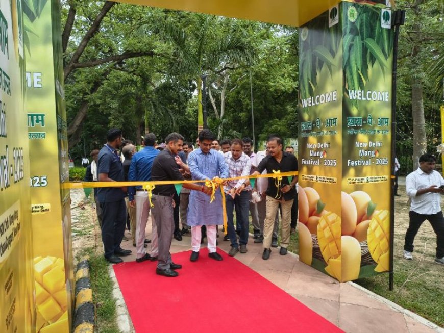 एनडीएमसी, उपाध्यक्ष - श्री कुलजीत सिंह चहल ने पीएसओआई क्लब, चाणक्यपुरी में दो दिवसीय आम महोत्सव का उद्घाटन किया,