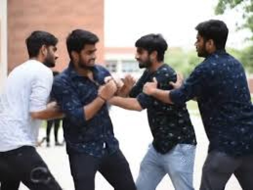 मराठी में बोलने को कहने पर छात्र की पिटाई, विद्यालय प्रशासन पर उठा सवाल