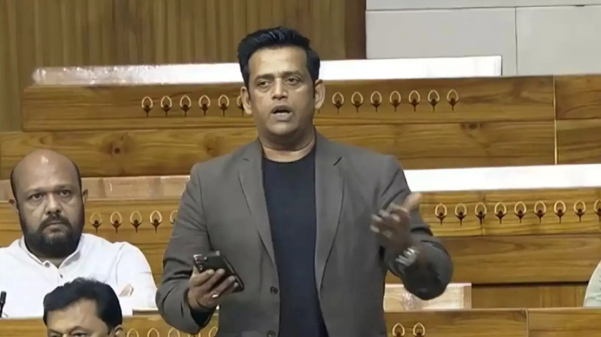 रवि किशन बोले — “जहां समोसा मिलता है वहीँ उसका दाम और आकार भी बदल जाता है”