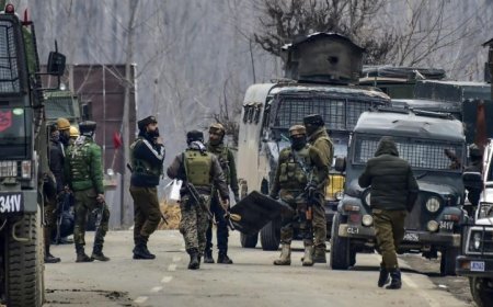 कुलगाम में लगातार चौथे दिन एनकाउंटर जारी — अब तक 2 आतंकी ढेर, 4 जवान घायल