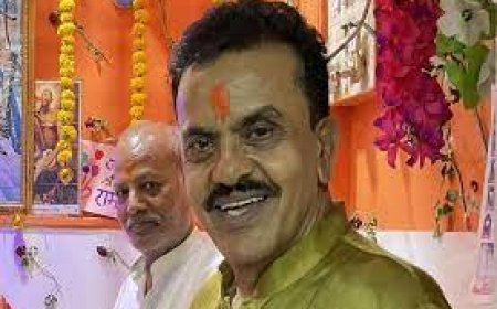 शिवसेना नेता संजय निरुपम बोले — “मुंबई में हाउसिंग जिहाद जारी”