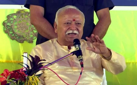 भागवत बोले - दुनिया को विविधता अपनाने वाले धर्म की जरूरत, भारत दे सकता है रास्ता