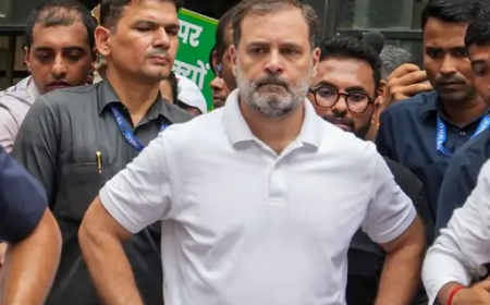 राहुल गांधी की "जान को खतरे" याचिका वापस