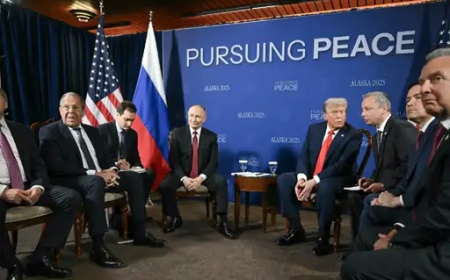 ट्रम्प–पुतिन के बीच 3 घंटे बैठक, कोई डील नहीं हुई