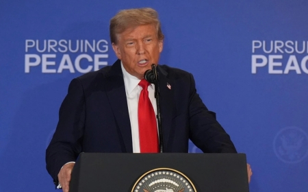 ट्रम्प बोले – भारत पर टैरिफ लगा, शायद तब पुतिन मीटिंग को माने