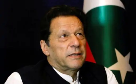 पूर्व पाक पीएम इमरान खान को 8 मामलों में जमानत, मिलिट्री हेडक्वार्टर हमले का केस भी शामिल