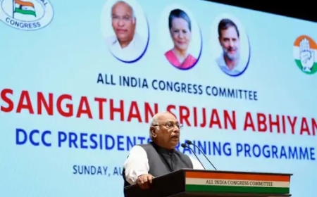 खड़गे का आरोप- भाजपा ने वोट चोरी के बाद अब सत्ता चोरी भी की