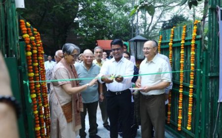 एनडीएमसी अध्यक्ष ने रीसाइक्लिंग और ट्रीटमेंट हेतु कूड़ा पृथक्करण (एसओआरटी) परियोजना के अंतर्गत आईएनए-दिल्ली हाट में खाद निर्माण स्थल का उद्घाटन किया