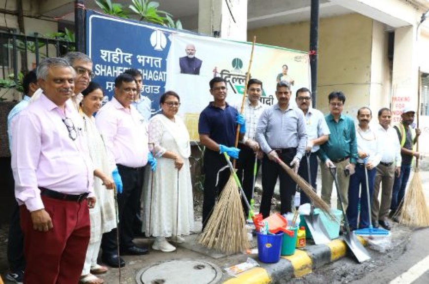 एनडीएमसी अध्यक्ष ने शहीद भगत सिंह प्लेस से महीने भर चलने वाले "दिल्ली को कूड़े से आज़ादी" स्वच्छता अभियान की शुरुआत की,