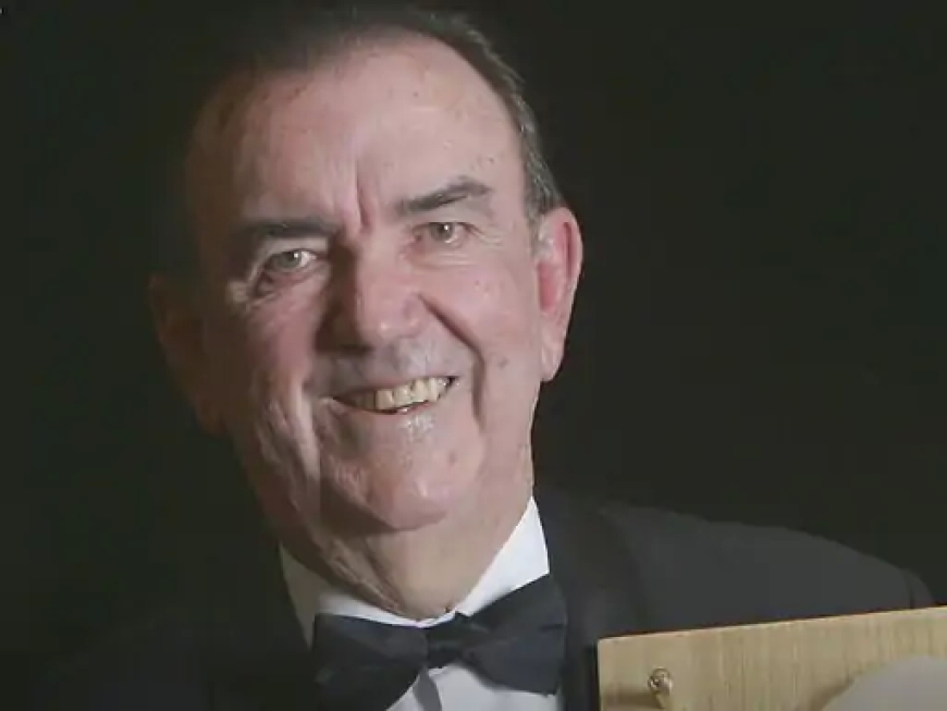 पूर्व ऑस्ट्रेलियाई कप्तान और कोच बॉब सिम्पसन का निधन