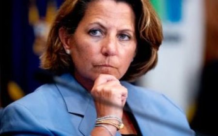 ट्रम्प ने माइक्रोसॉफ्ट से ग्लोबल अफेयर्स प्रेसिडेंट को हटाने की मांग की