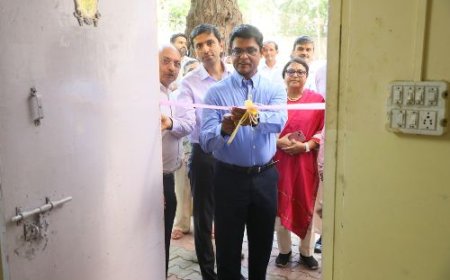 एनडीएमसी अध्यक्ष ने चाणक्यपुरी स्थित बापू धाम को चौथी "अनुपम कॉलोनी" घोषित किया,