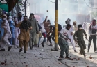 पाकिस्तान में पुलिस फायरिंग में 250 मौतों का दावा — सत्य, विवाद और प्रतिक्रियाएँ