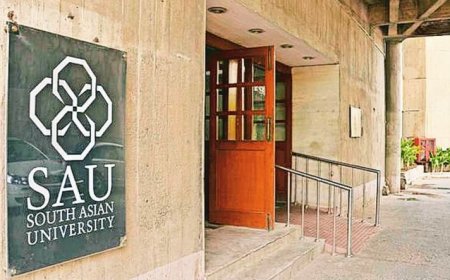 दिल्ली कॉलेज केस में नया मोड़ — पुलिस को पीड़ित के दोस्त पर शक, जांच में कई चौंकाने वाले खुलासे