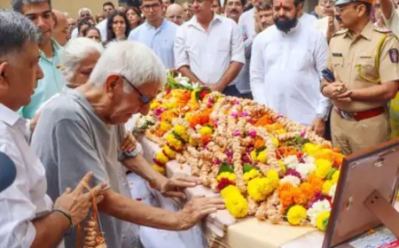 अहमदाबाद प्लेन क्रैश मामला — पायलट सुमीत सभरवाल के पिता सुप्रीम कोर्ट पहुंचे, जांच की निष्पक्षता पर उठाए सवाल