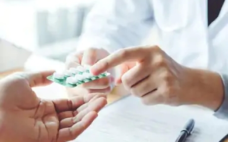 मध्यप्रदेश में हर जिले में दवाओं की जांच की तैयारी — नकली और घटिया दवाओं पर कसेगा शिकंजा