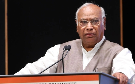 खड़गे बोले – RSS पर बैन लगे, सरदार पटेल ने यही किया था: राजनीतिक हलकों में बढ़ी हलचल