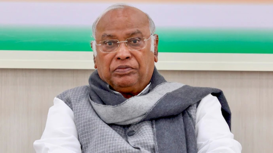 कांग्रेस अध्यक्ष खड़गे बेंगलुरु के अस्पताल में भर्ती