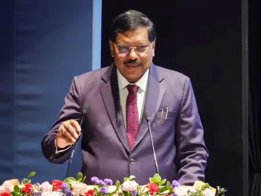 सीजेआई बोले — डिजिटल युग में लड़कियां सबसे ज्यादा असुरक्षित, ऑनलाइन स्पेस बन रहा नया खतरा