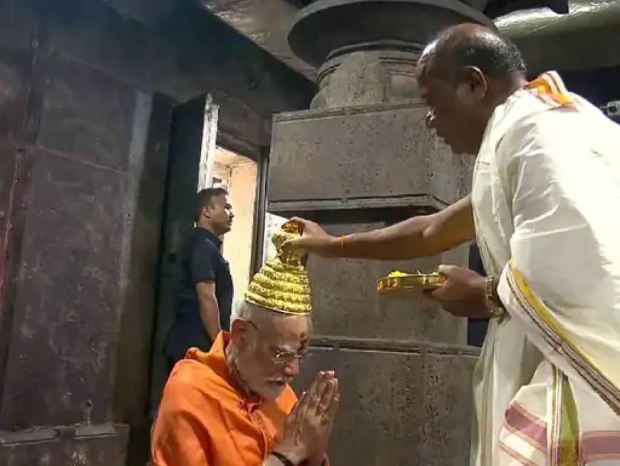 पीएम मोदी आंध्रप्रदेश पहुंचे, श्री मल्लिकार्जुन ज्योतिर्लिंग में की पूजा-अर्चना — देश के विकास और आध्यात्मिक एकता का संदेश