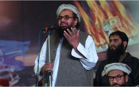 हाफिज सईद के इशारे पर नया षड्यंत्र! बांग्लादेश से भारत पर हमले की तैयारी की खुफिया अलर्ट