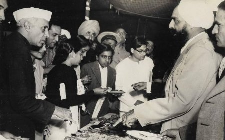 नेहरू आर्काइव लाइव: पूर्व प्रधानमंत्री से जुड़े दुर्लभ दस्तावेज़ों और तस्वीरों का डिजिटल खजाना जनता के लिए खुला