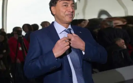 बढ़ते टैक्स के कारण स्टील किंग लक्ष्मी मित्तल ब्रिटेन छोड़ेंगे – उद्योग जगत में चिंता की लहर