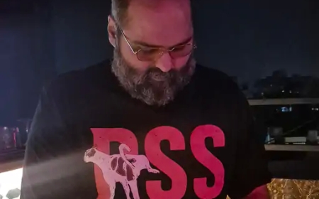 कॉमेडियन कुणाल कामरा की टी-शर्ट पर विवाद: अभिव्यक्ति की आज़ादी, राजनीतिक व्यंग्य और डिजिटल नाराज़गी का टकराव