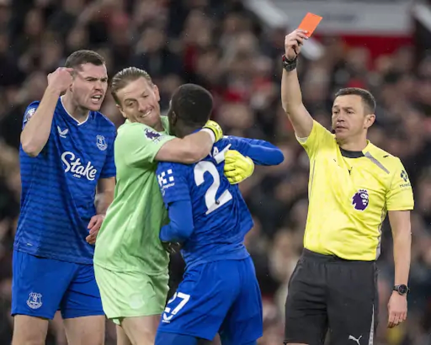 प्रीमियर लीग में विवाद: इद्रिसा गुए द्वारा साथी खिलाड़ी कीन को थप्पड़ मारने की घटना—तनाव, टीम स्पिरिट और फुटबॉल संस्कृति का विश्लेषण