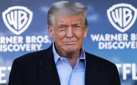नेटफ्लिक्स द्वारा वॉर्नर ब्रदर्स को खरीदने की चर्चा—मनोरंजन बाजार के लिए संभावित खतरा और बदलता वैश्विक मीडिया संतुलन