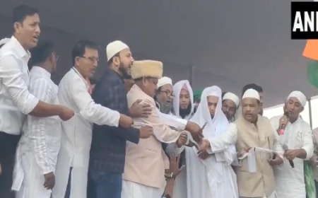 ‘बाबरी जैसी मस्जिद’ निर्माण के लिए 11 पेटी चंदा—स्थानीय समुदाय की बड़ी भागीदारी और सामाजिक बहस तेज