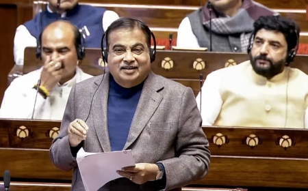 सड़क हादसों पर सरकार की बड़ी चिंता: हर साल 5 लाख दुर्घटनाओं में 1.8 लाख मौतें, 10 मिनट में एंबुलेंस पहुंचाने की योजना तैयार