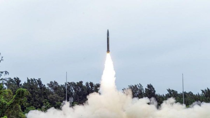 एक लॉन्चर से बैक-टु-बैक 2 प्रलय मिसाइल लॉन्च: स्वदेशी रक्षा क्षमता में बड़ी छलांग