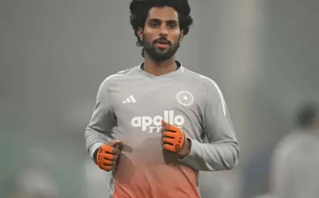 तिलक वर्मा को बड़ा झटका, सर्जरी के बाद न्यूजीलैंड सीरीज से बाहर