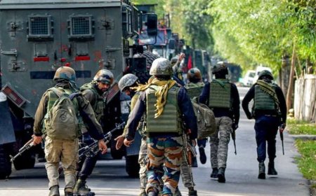 जम्मू–कश्मीर में आतंकी मुठभेड़: घायल जवान शहीद, इलाके में सर्च ऑपरेशन तेज