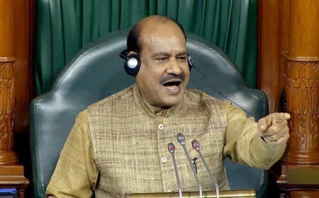 लोकसभा स्पीकर के खिलाफ अविश्वास प्रस्ताव का नोटिस पेश, सदन में बढ़ा सियासी तापमान