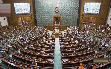 Lok Sabha में ‘हरदीप पुरी इस्तीफा दो’ के नारे: विपक्ष का तीखा विरोध, सदन में हंगामा