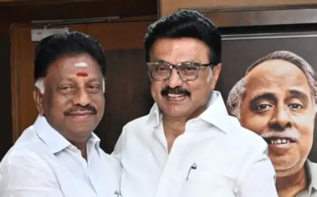 AIADMK से निष्कासित पूर्व CM पन्नीरसेल्वम DMK में शामिल, तमिलनाडु की राजनीति में बड़ा उलटफेर