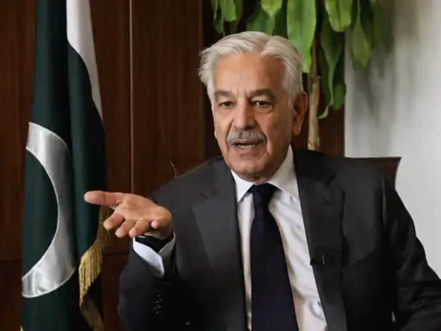 पाकिस्तानी रक्षा मंत्री का बयान: “अमेरिका ने हमारा इस्तेमाल किया”