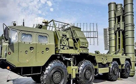 भारत रूस से 5 S-400 ‘सुदर्शन’ एयर डिफेंस सिस्टम खरीदेगा: वायु सुरक्षा कवच को मिलेगी नई धार