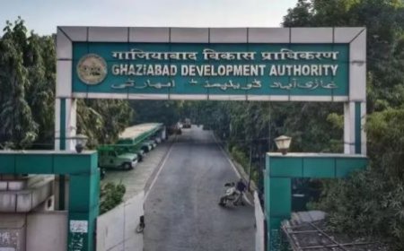 Ghaziabad में अवैध निर्माण पर कार्रवाई, GDA  ने कई मकान-गोदाम किए सील