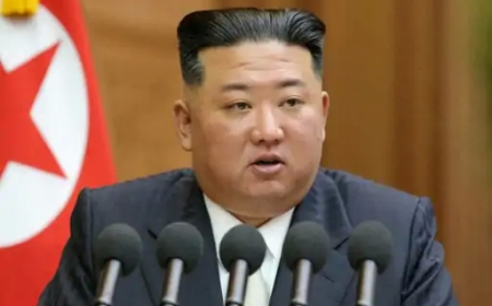 किम जोंग उन का बयान: परमाणु हथियार रखने का फैसला सही बताया