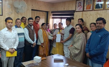 स्कूल मार्ग पर दोपहिया वाहनों पर लगेगी रोक, सुरक्षा के लिए गेट लगाने के निर्देश