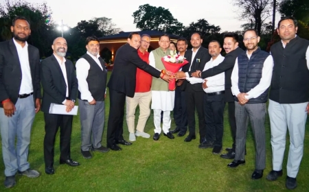 मुख्यमंत्री धामी से बार एसोसिएशन देहरादून के प्रतिनिधिमंडल की शिष्टाचार भेंट