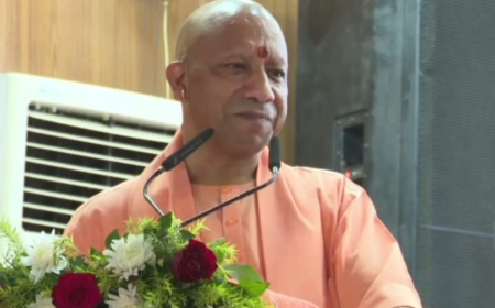 रवि किशन की सीट पर महिला उम्मीदवार की चर्चा, सियासी संकेत या महज चुटकी?