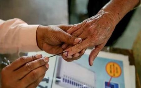 लोकतंत्र को समावेशी बनाने की दिशा में ऐतिहासिक कदम—अब घर बैठे मतदान की सुविधा से बढ़ेगी भागीदारी